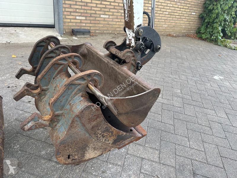 Skovel Bobcat