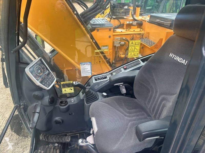 جرافة Hyundai HX145 LCR