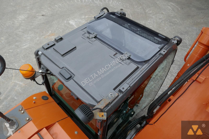 Rýpadlo Hitachi