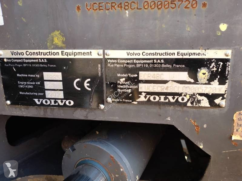 Rýpadlo Volvo ECR48C