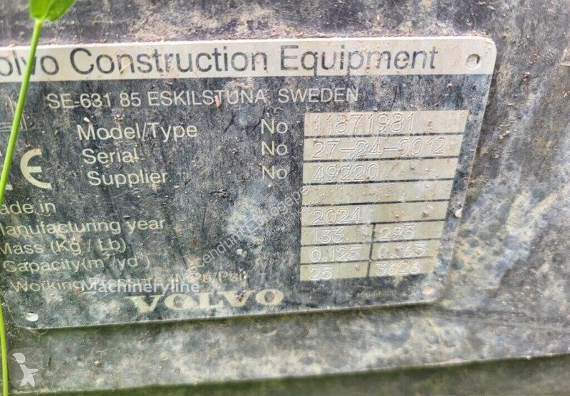 Excavadora Volvo EC37F