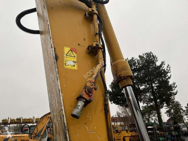Rýpadlo Hitachi