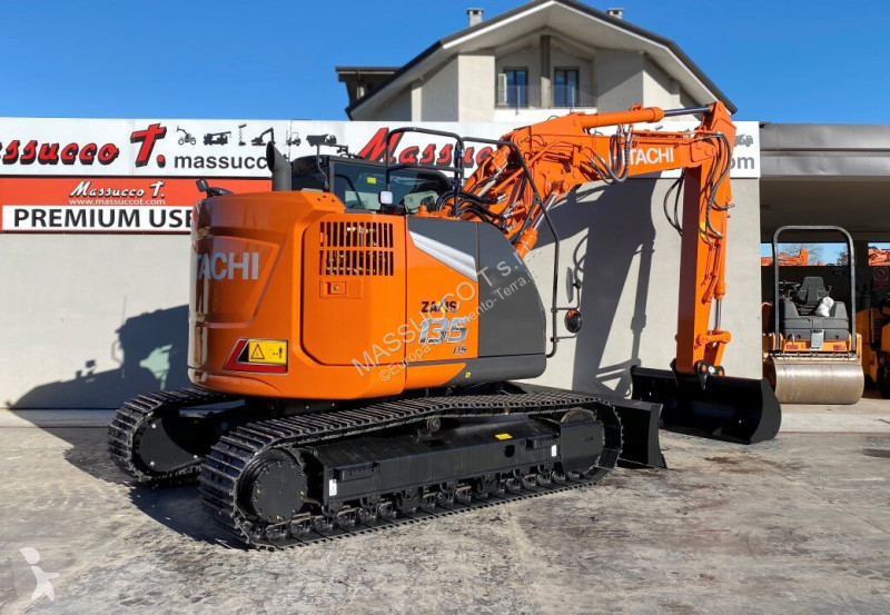 Rýpadlo Hitachi 7