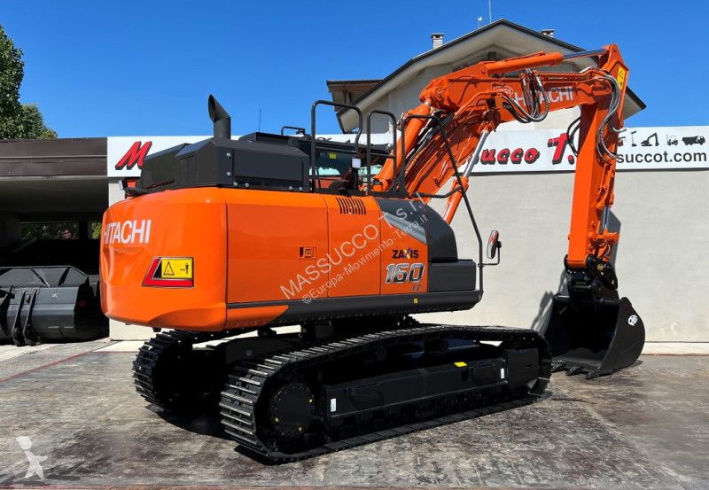 Экскаватор Hitachi