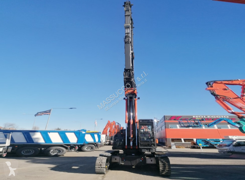 Rýpadlo Hitachi 0MC-7