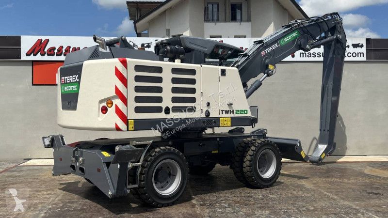 جرافة Terex TWH 220 S5