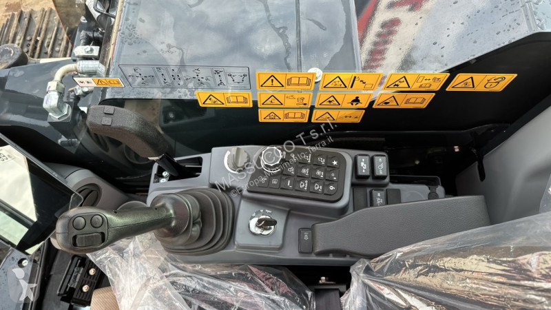 Escavatore Hitachi ZX95USB-7