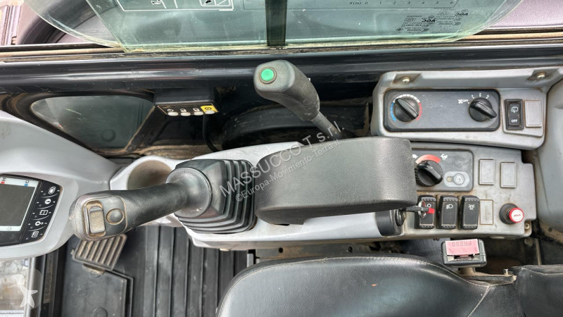 جرافة Kubota