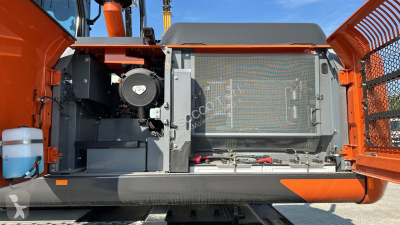 Rýpadlo Hitachi ZX220W-7