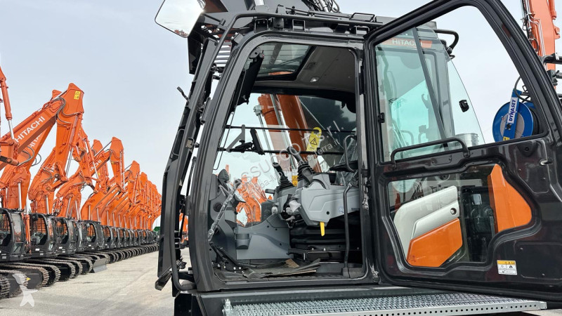 Rýpadlo Hitachi KMC380S-7