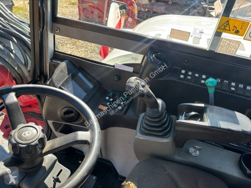 جرافة Takeuchi TB 295 W