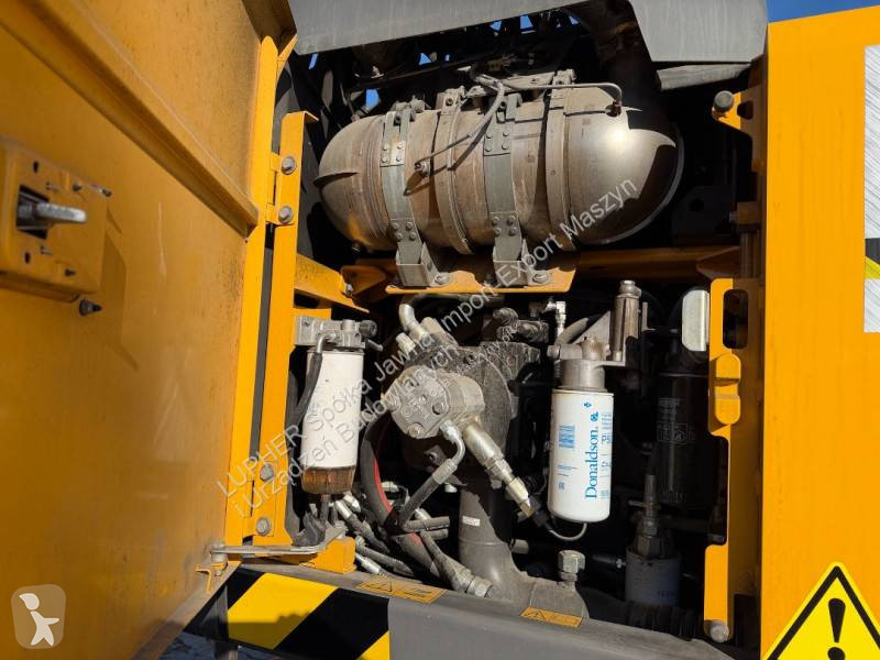Lopatový nakládač Volvo EW240EMH
