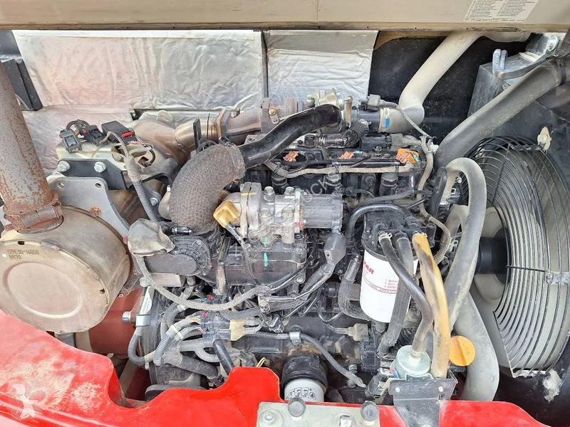 جرافة Takeuchi 2