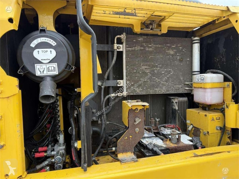 Rýpadlo Komatsu LC-8