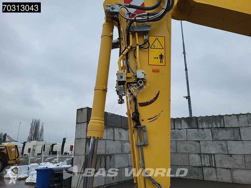 جرافة Komatsu PW180 -7E0