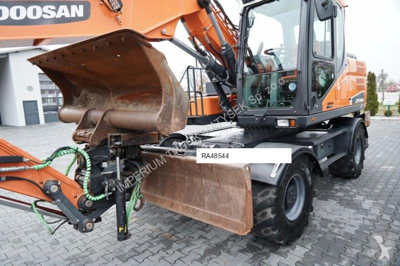 Lopatový nakládač Doosan 140W / KOPARKA KOŁOWA...