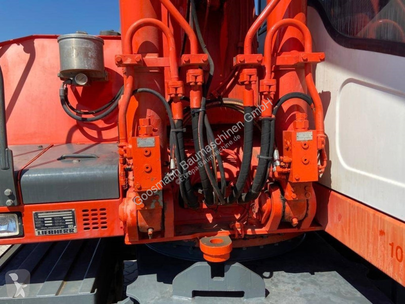 Rýpadlo Liebherr