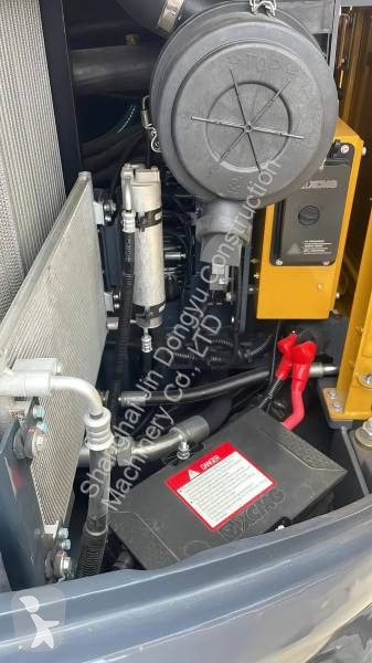 جرافة XCMG XE80E