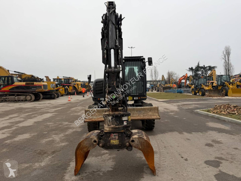 Экскаватор Yanmar B95W