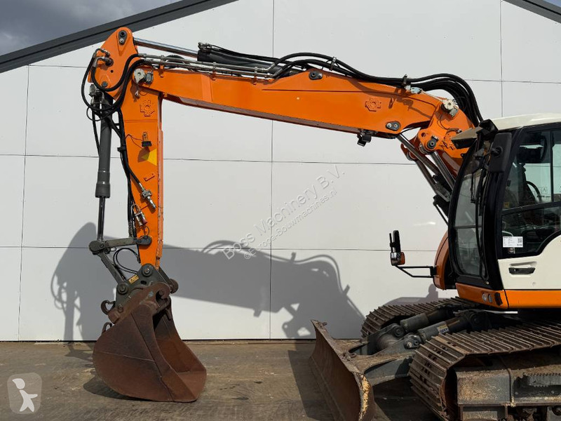 Rýpadlo Liebherr R920 Compact - Blade / Triple...