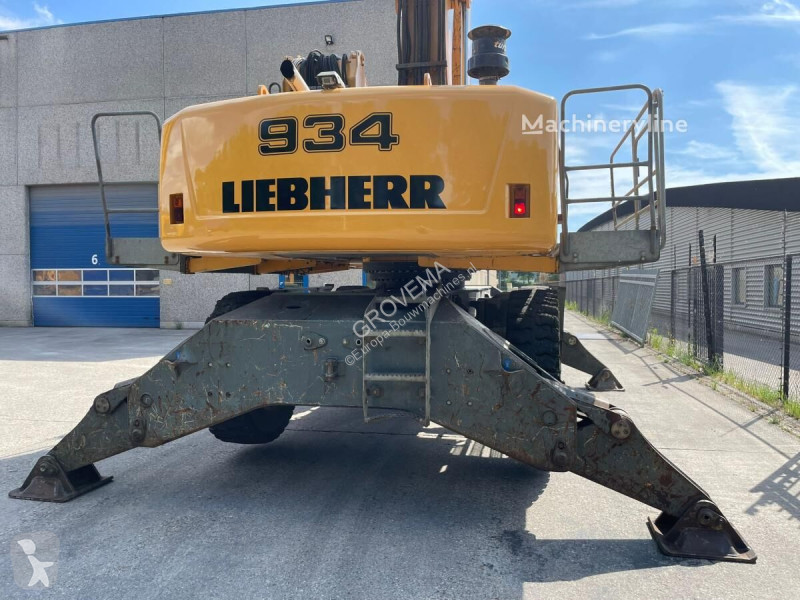 جرافة Liebherr C Li