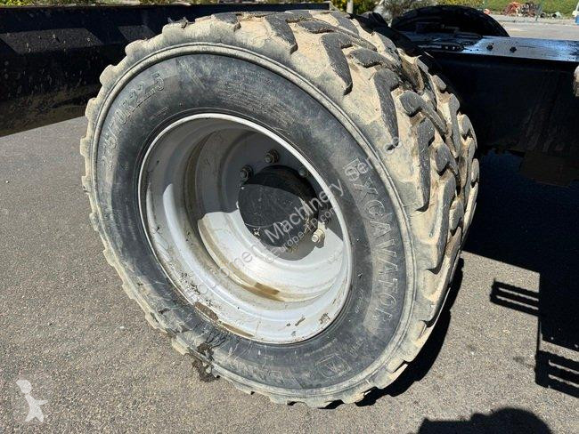 جرافة Yanmar B 95 W