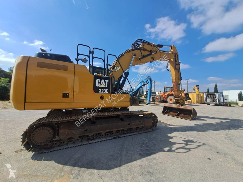 Rýpadlo Caterpillar 323E