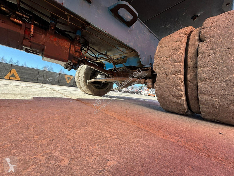 جرافة Terex Fuchs