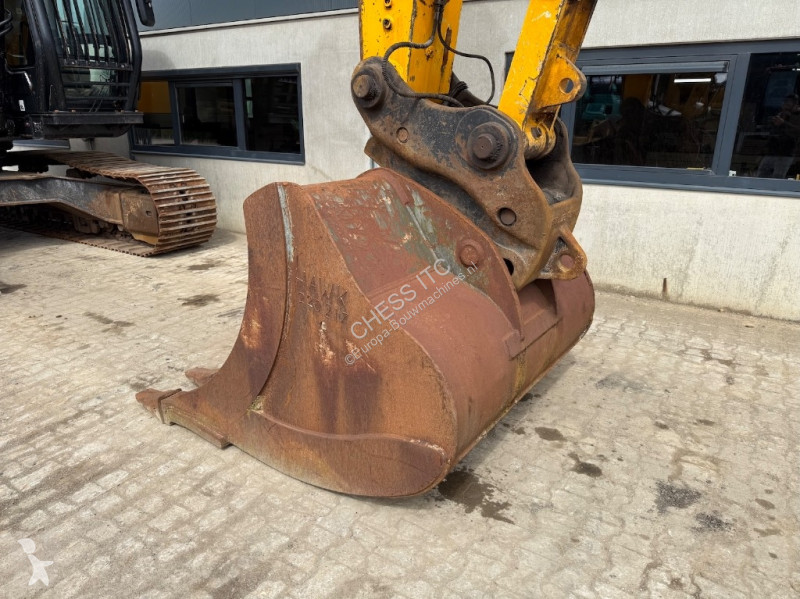 Lopatový nakládač JCB 300 LC 4F - 300 -