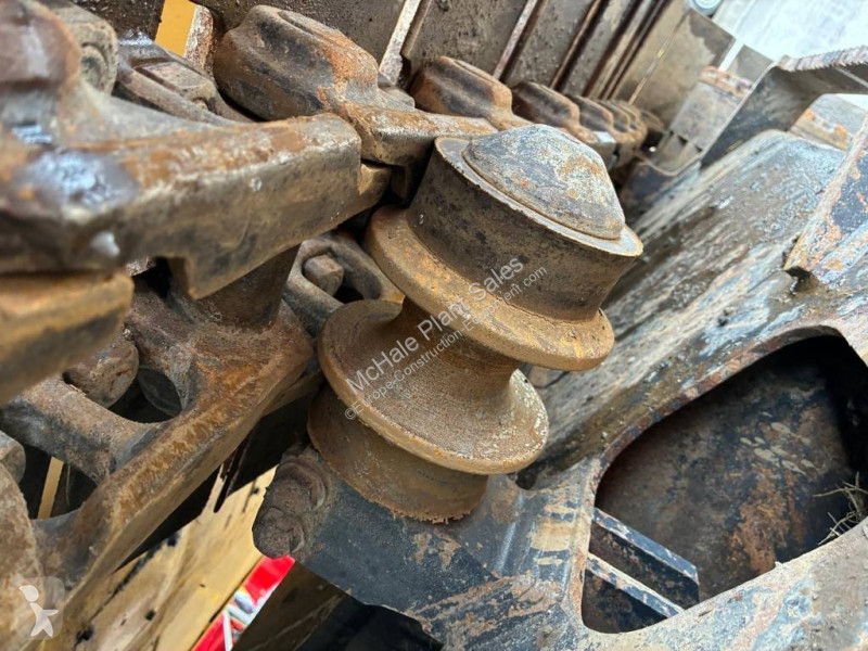 جرافة Komatsu LC11