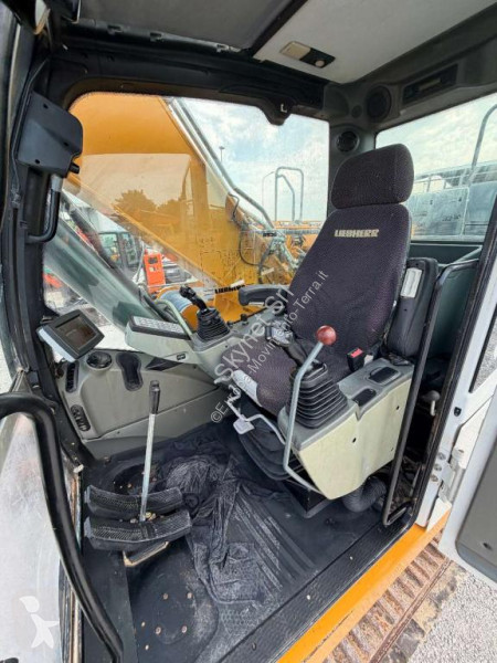 جرافة Liebherr R936 NLC
