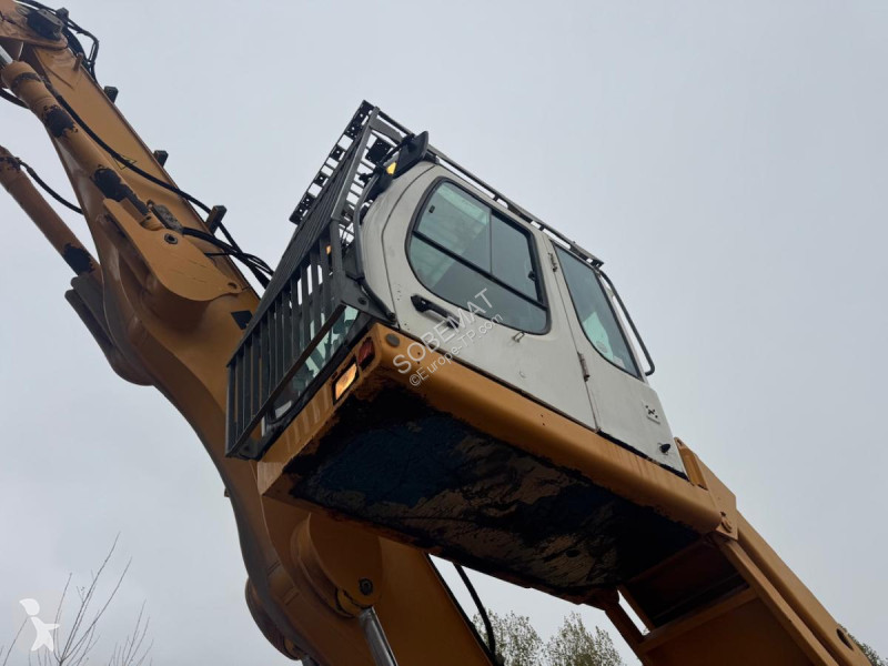 جرافة Liebherr A904C