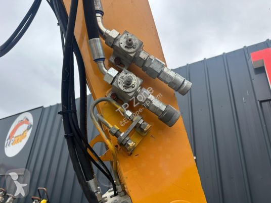 Rýpadlo Liebherr r313 litronic à 28 900 € ht
