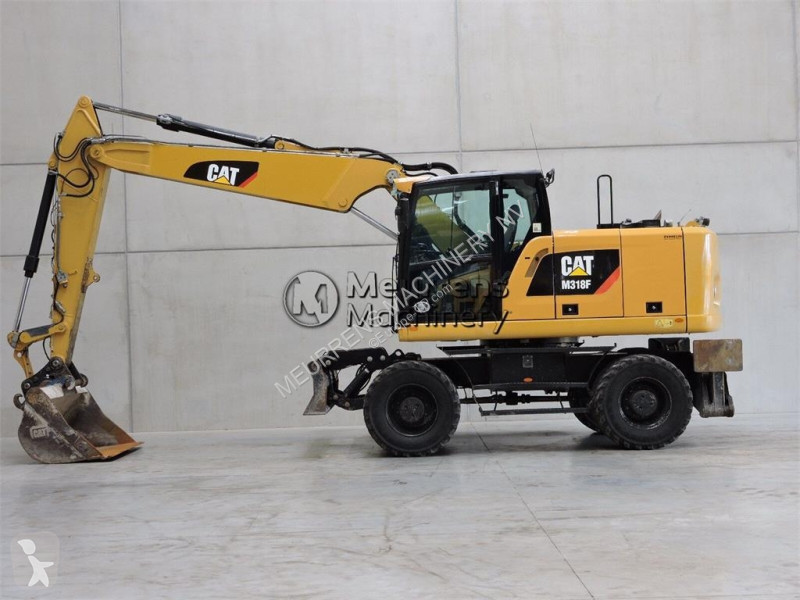 جرافة Caterpillar F