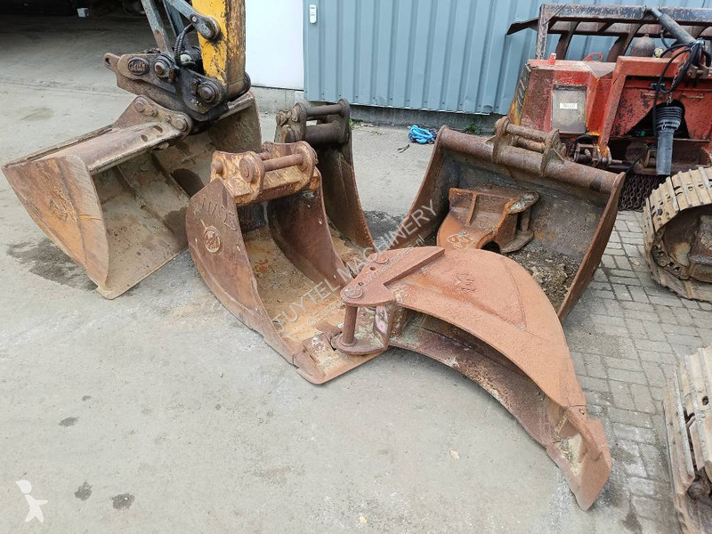 Excavator Liebherr R  excavator bagger + 6 buckets