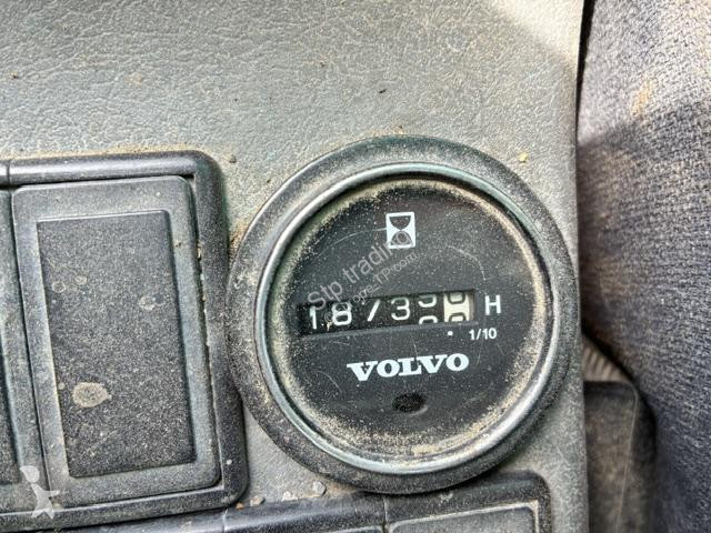 Rýpadlo Volvo EC210