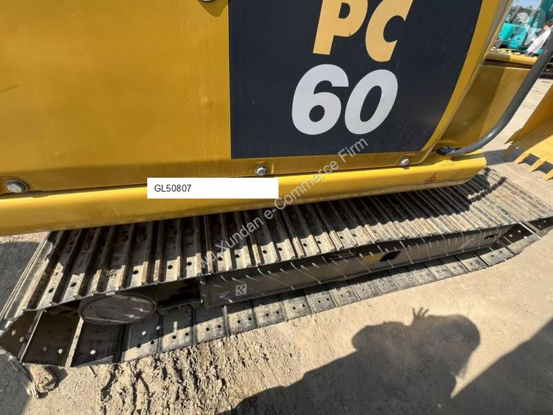 Rýpadlo Komatsu PC60-8