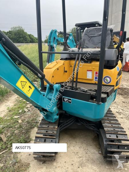 جرافة Kubota U20