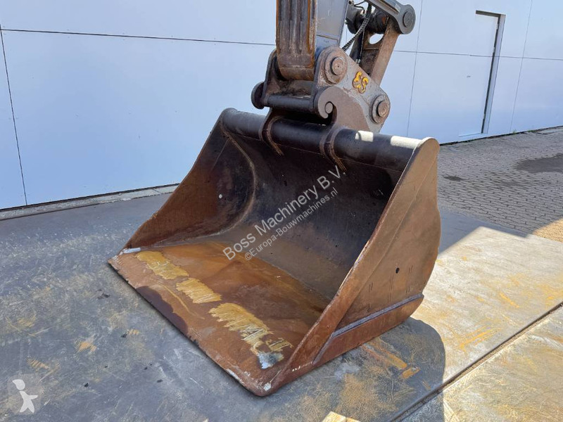 Rýpadlo Volvo 0EL - Hammer Lines / Quick Coupler