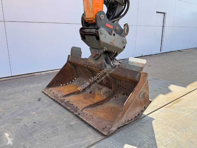 Skovl Liebherr RLC - Triple Boom / Tilting Bucket