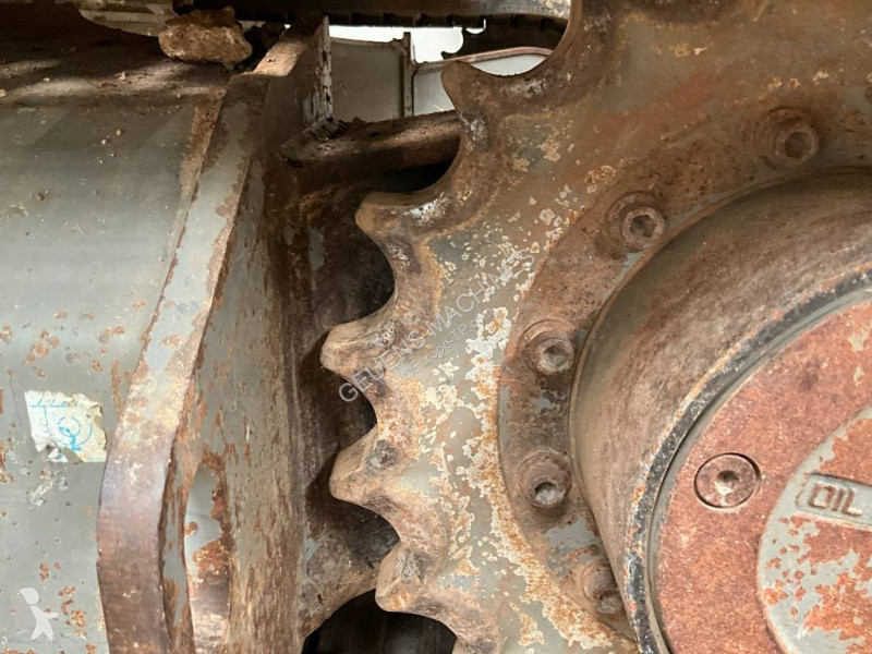 Lopatový nakládač Takeuchi 280