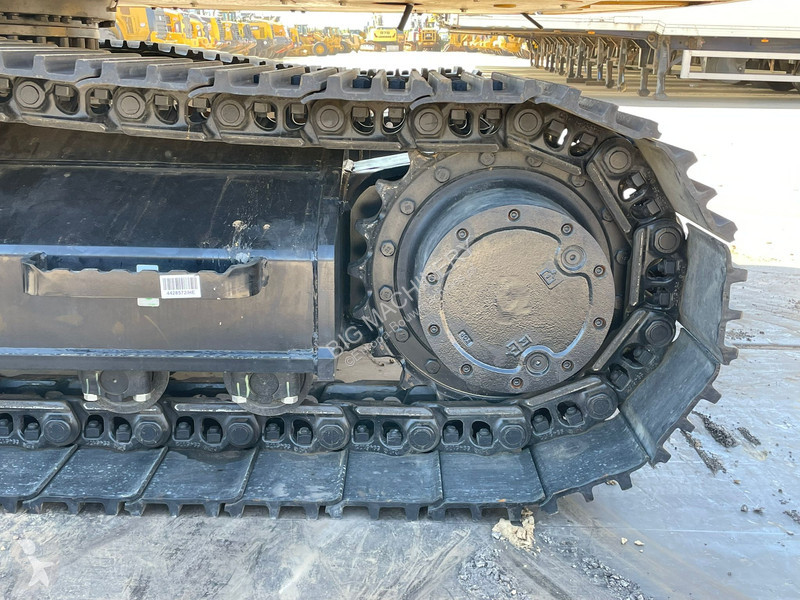 Excavator Caterpillar 3