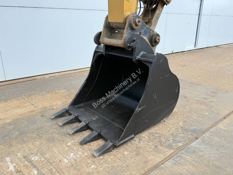 Rýpadlo Caterpillar FL - New Bucket / Hammer...