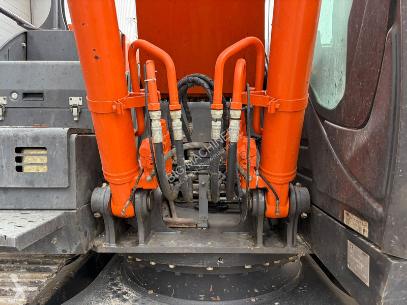 Skovl Hitachi 6