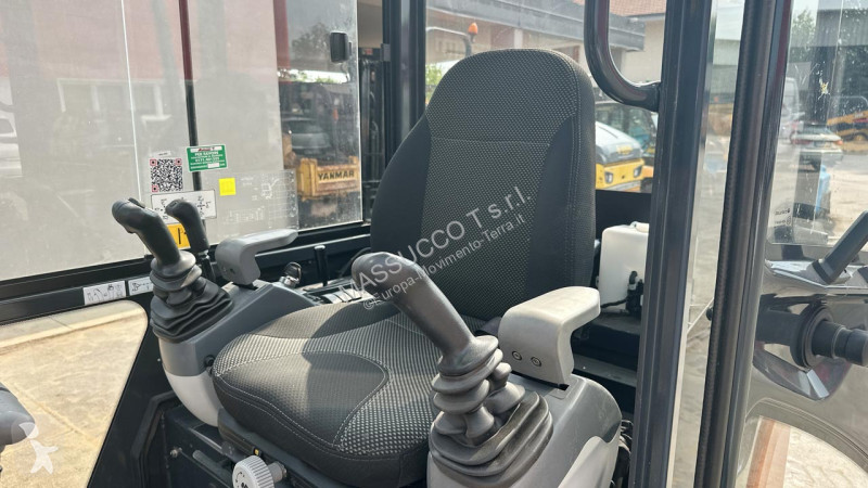 Rýpadlo Hitachi ZX19-6 CR