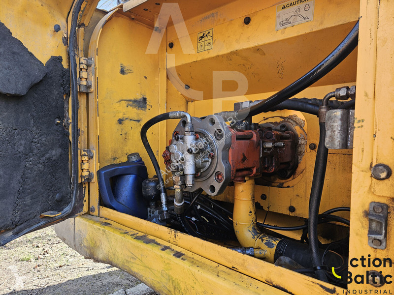 Экскаватор Hyundai Robex LC7
