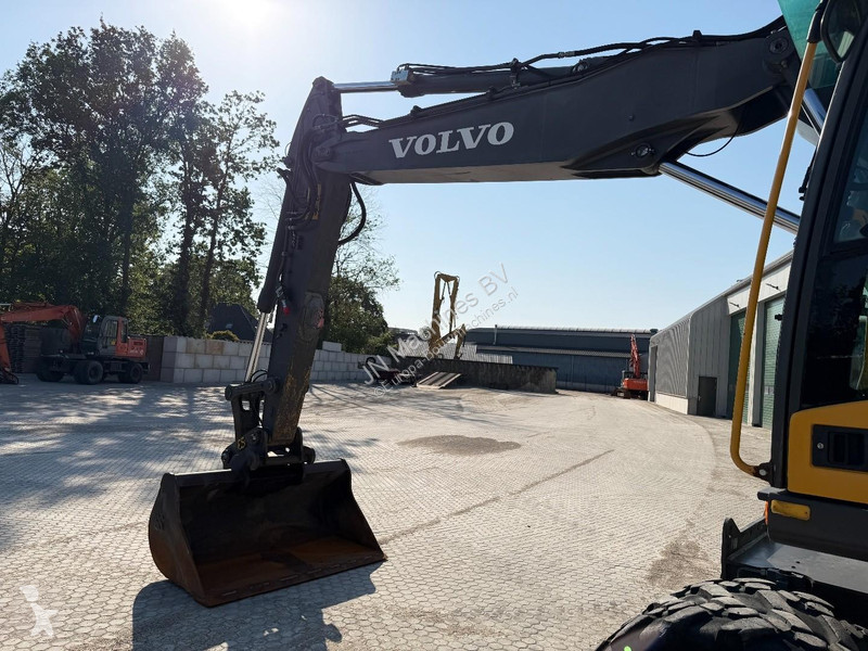 Rýpadlo Volvo ONLY 4319 ORIGINAL HOURS!