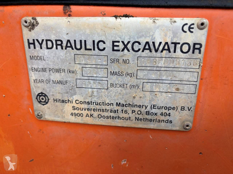 Rýpadlo Hitachi 2