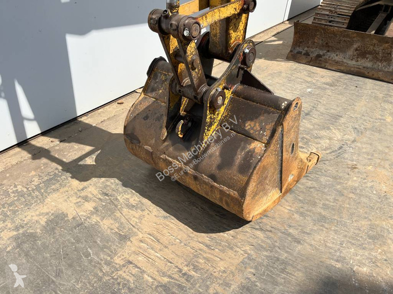 Escavatore Caterpillar C - Blade / Quick...