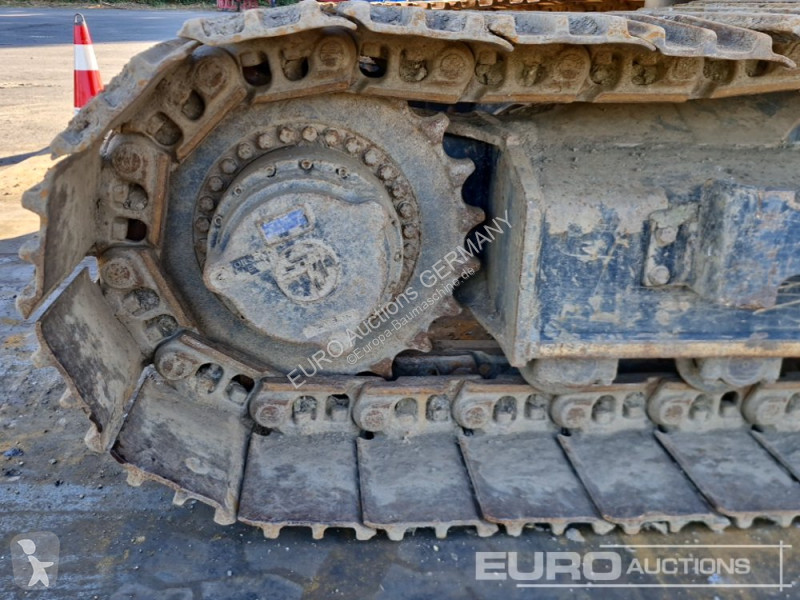 جرافة JCB